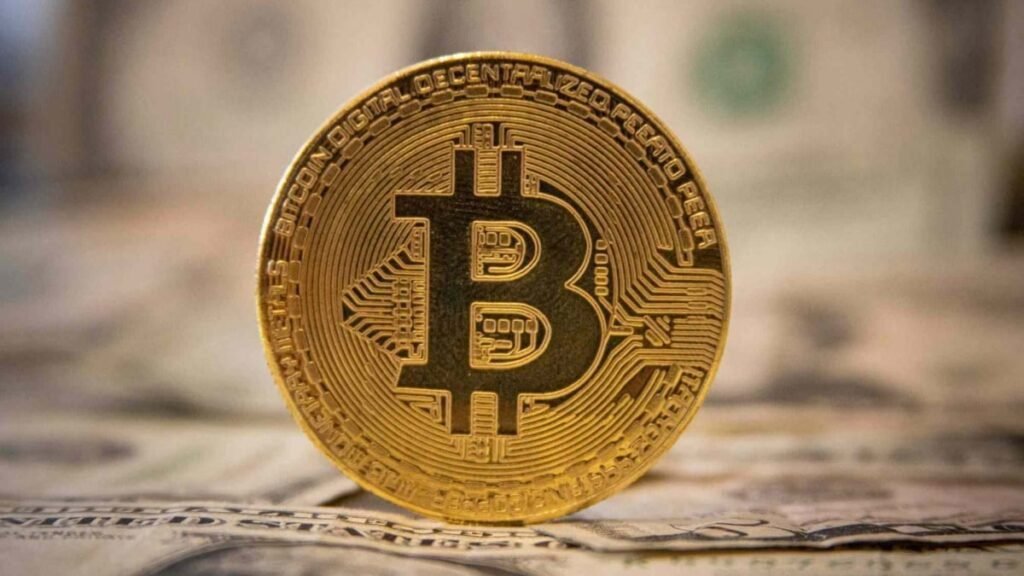 bitcoin1 2000 7912c2175848490f99c66fb1a93a77ba 1 sixteen nine
