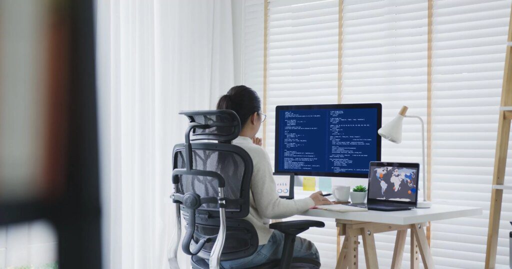 coding 1 2 1 blog lead space 40x21 1