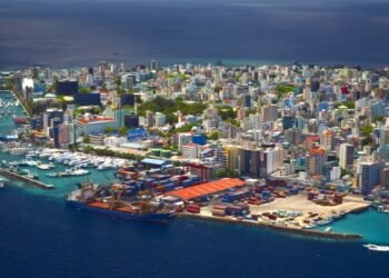 Cash-strapped Maldives to build bn blockchain hub in bid to lure investors