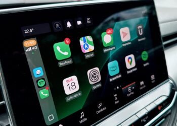 Your Apple CarPlay is getting a big upgrade: 3 features I’m using on iOS 26 right now