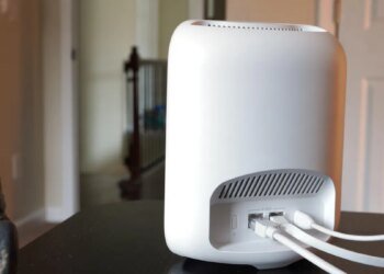 Slow internet at home? 3 things I always inspect first to get faster Wi-Fi speeds Slow internet at home? 3 things I always inspect first to get faster Wi-Fi speeds