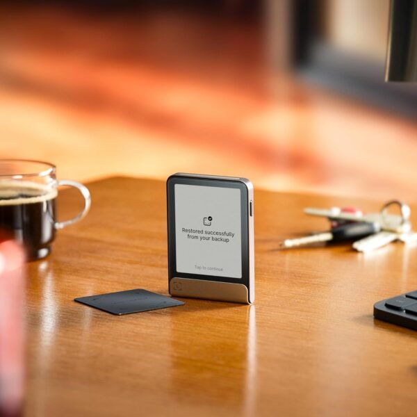 Ledger Flex - Now Including Ledger Recovery Key - Discover The World's Most intuitive Hardware Wallet, Enhanced with a Quick, Easy Backup Access (Oxidate Green) - Image 7