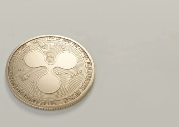 Analyst Predicts XRP Price Crash To .4 In Final Wave