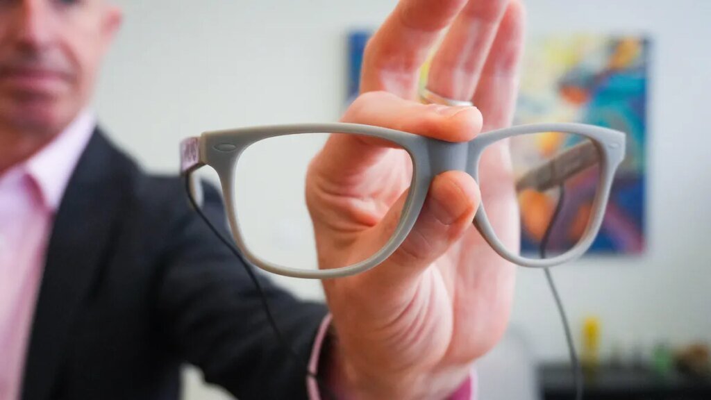 I tried smart glasses with xMEMS speakers and active cooling – and they’re full of promise