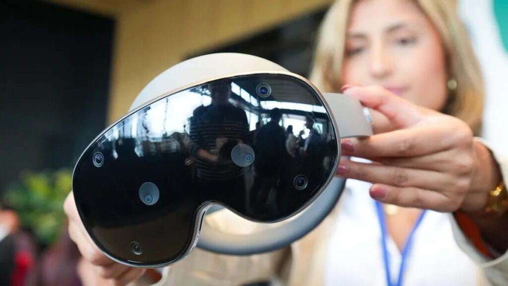 The Samsung Galaxy XR headset comes with ,000 worth of freebies – here’s what’s included The Samsung Galaxy XR headset comes with ,000 worth of freebies – here’s what’s included
