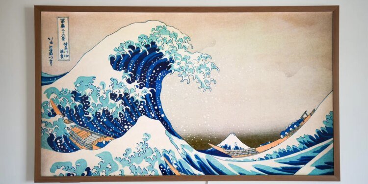 I just bought a house. Here are 5 things our tech reviewers recommended, from TVs to smart locks