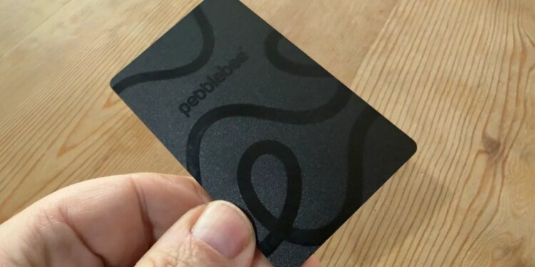 Worried about losing your wallet or purse? I have just the accessory you need – and it’s 30% off Worried about losing your wallet or purse? I have just the accessory you need – and it’s 30% off