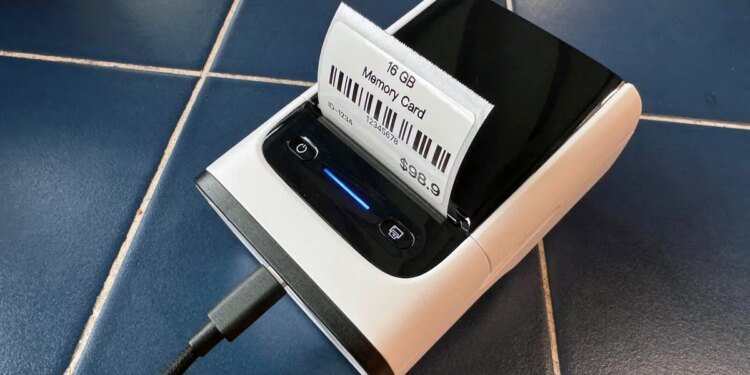 How I used a Bluetooth label printer to declutter my office workstation (and why you need one, too) How I used a Bluetooth label printer to declutter my office workstation (and why you need one, too)