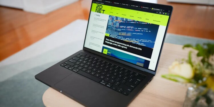 Last year’s MacBook Pro just dropped to a new low price at Best Buy for Presidents’ Day