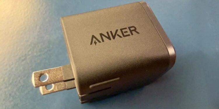 This iPhone charger from Anker comes with a nifty smart display – and it’s on sale This iPhone charger from Anker comes with a nifty smart display – and it’s on sale