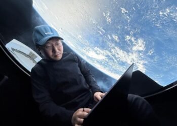 F2Pool founder who controls 11% of bitcoin’s hashrate to lead first SpaceX mission to Mars